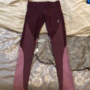 Pink yoga leggings